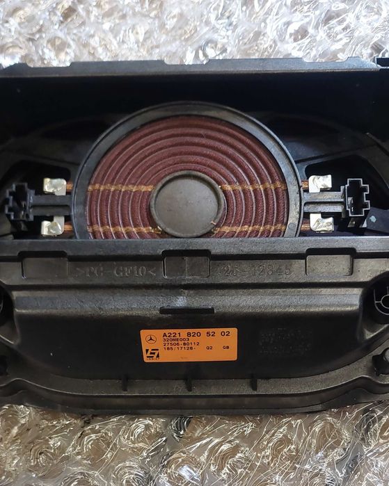Бас говорител за мерцедес w221