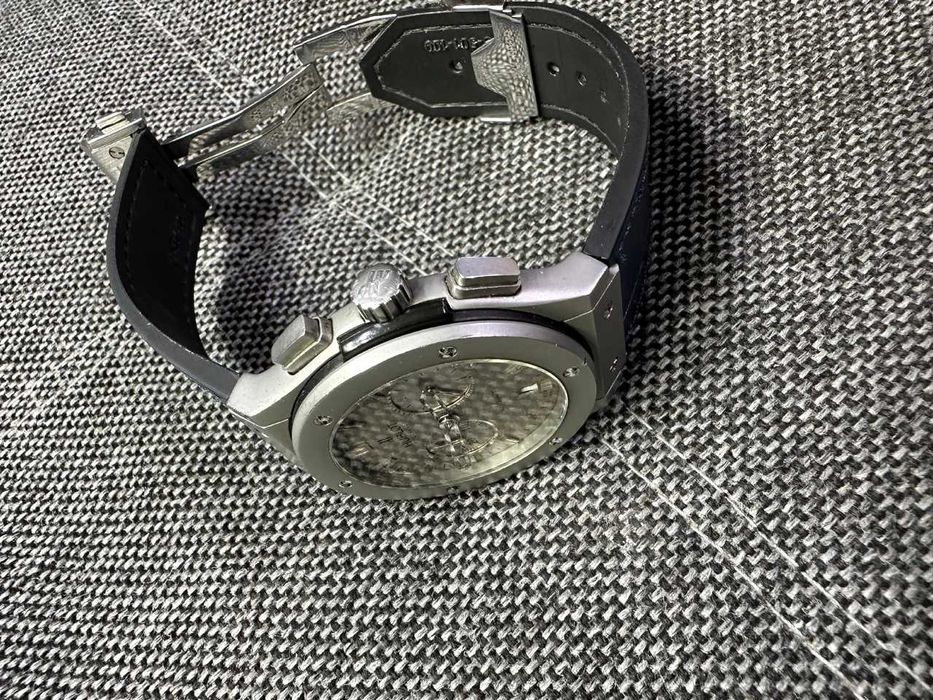 Hublot Geneve - часы