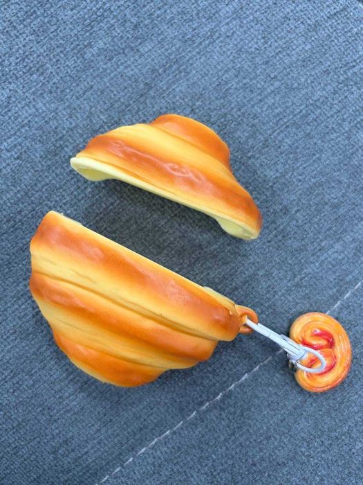 Чехол для airpods pro/pro2 Круассан