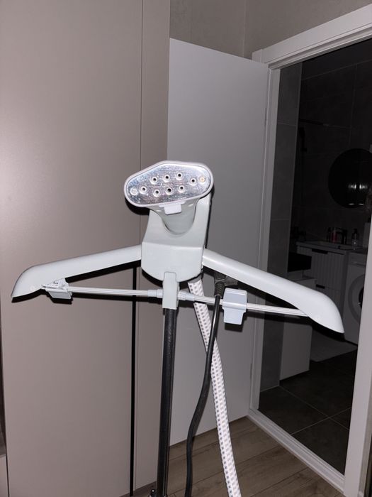 Паровой  утюг для одежды