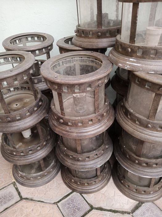 Светильник,лампа потолочная-алюминий, стекло.