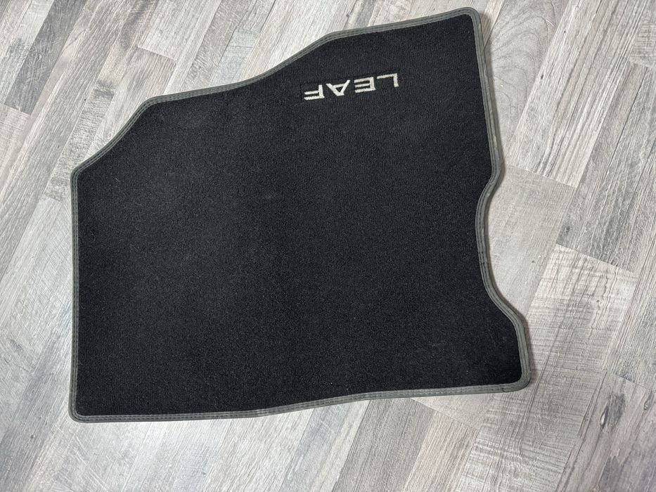 Covorase Nissan Leaf