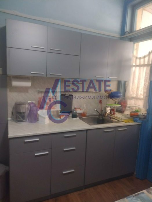 Етаж от къща в супер центъра на Бургас