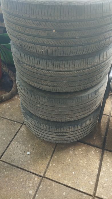 Продам 4 покрышки