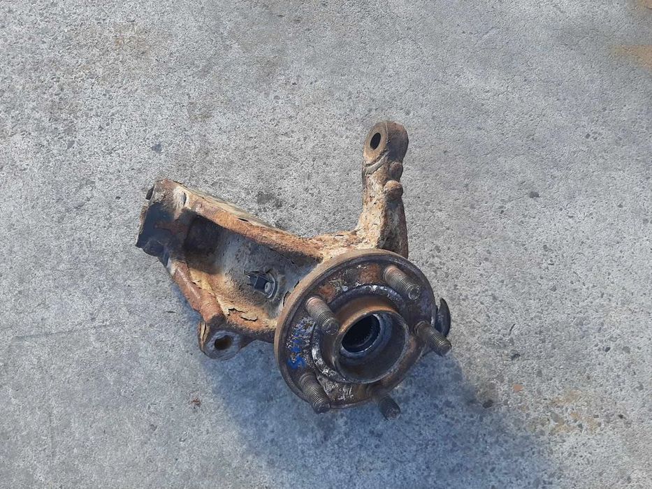 fuzeta stanga fata  2.0 tdci ford s-max 2008