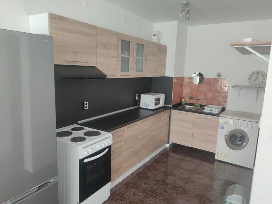 Дава се под наем Двустаен апартамент в София, Оборище - 78 кв.м за 561 € - Снимка #1