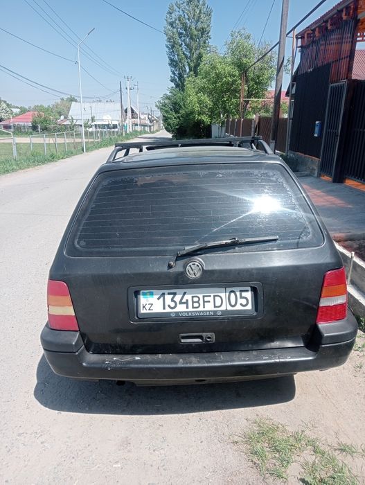 Машина продам volkswagen3 универсал.вариант.