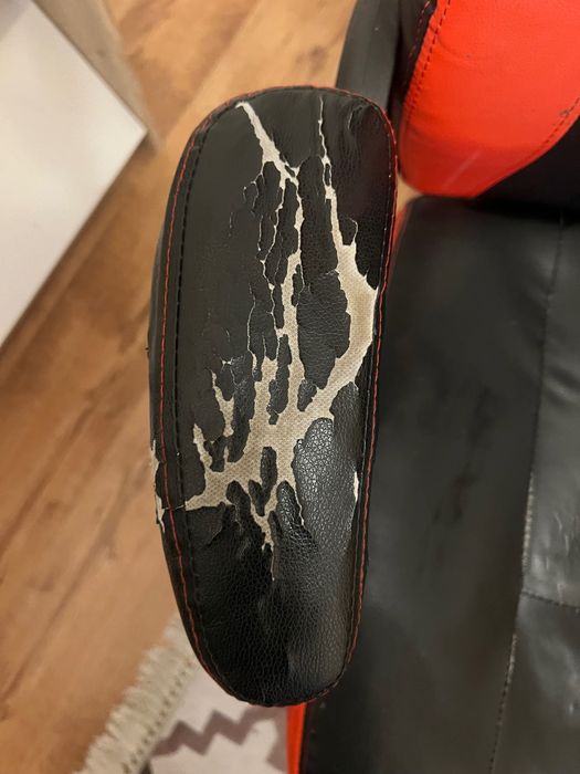 Гейминг стол Huzaro 4.2