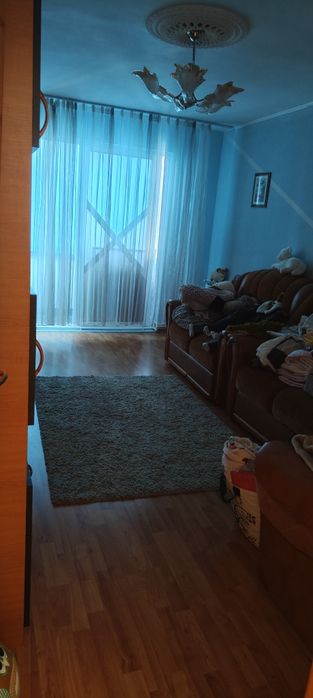 Vind apartament Galati micro 13 Bloc C10 scara 4 etaj 3