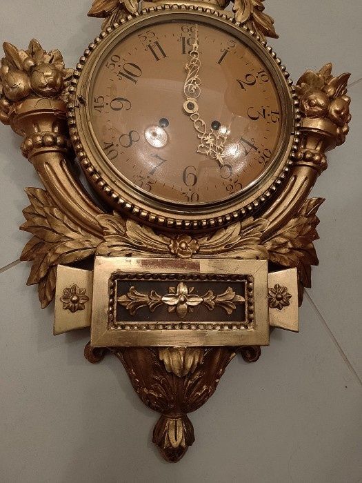 Ceas antic de perete dimensiuni mari in stil Louis lemn masiv sculptat