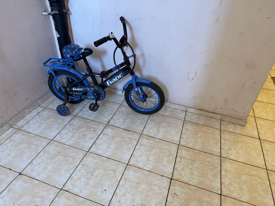 Продам ! Велосипед нам4-7 лет
