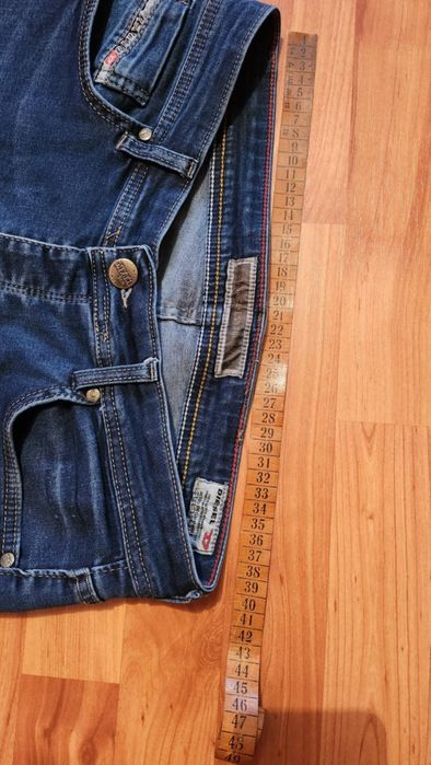 Blugi Diesel slim fit W32