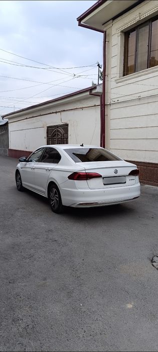 Volkswagen e bora elektra