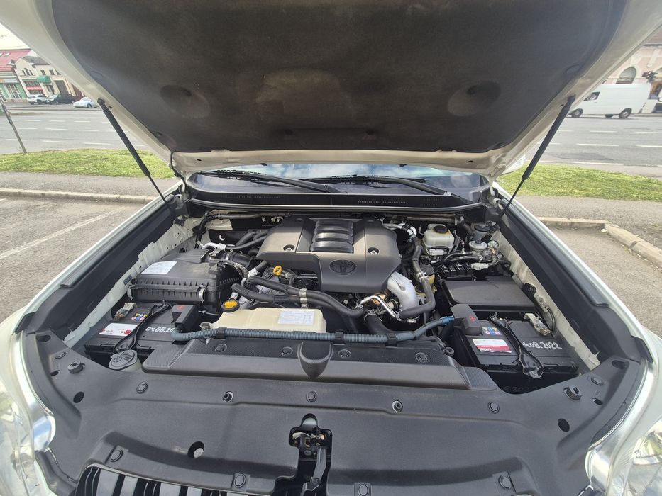 TOYOTA Unknown Model 2013 — imagine 4