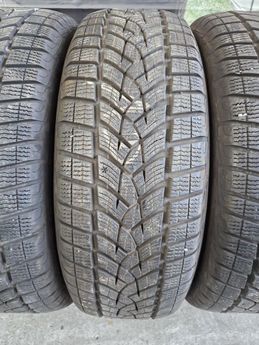 225/60/18 GOODYEAR 4бр