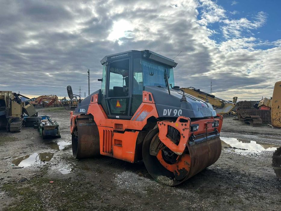 Dezmembrez Cilindru compactor Hamm DV90-piese de schimb Hamm