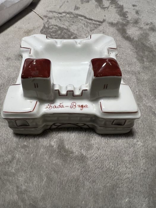 керамичен пепелник от соца