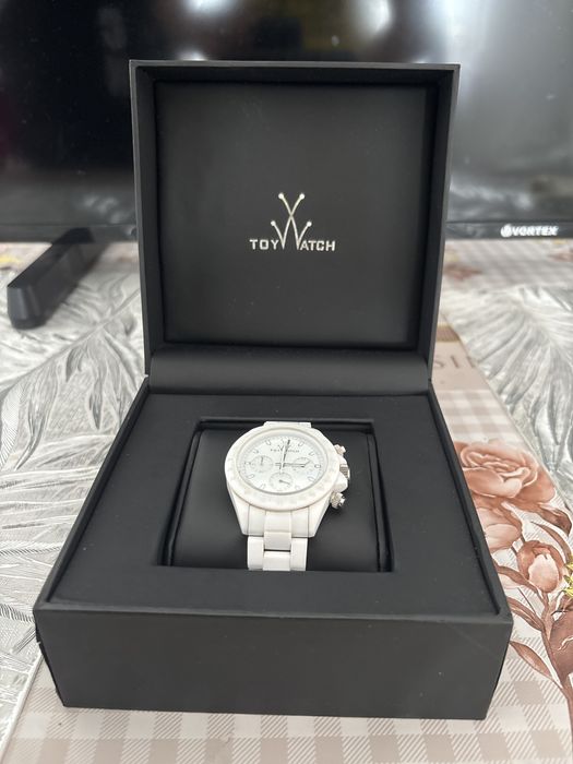 Ceas de mana TOYATCH