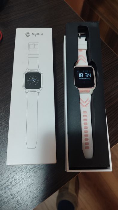 Детски смарт часовник MyKi-4  1.4", White/Pink