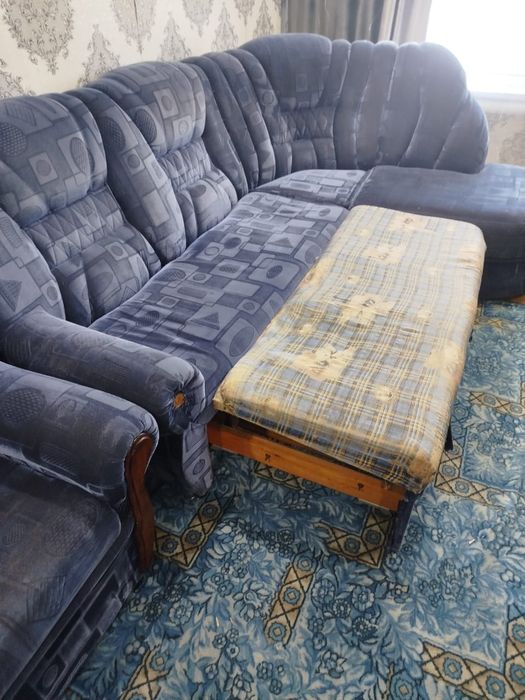 Угловой раскладной диван