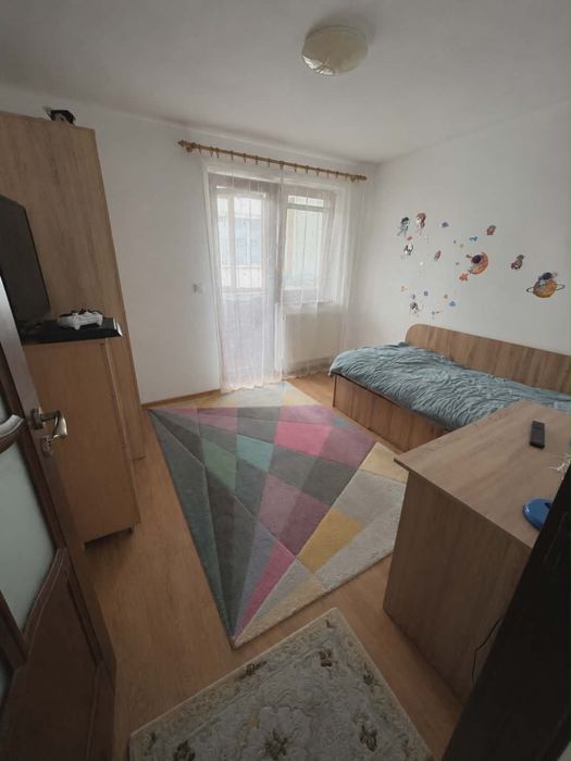 Apartament 2 camere decomandat etaj 1