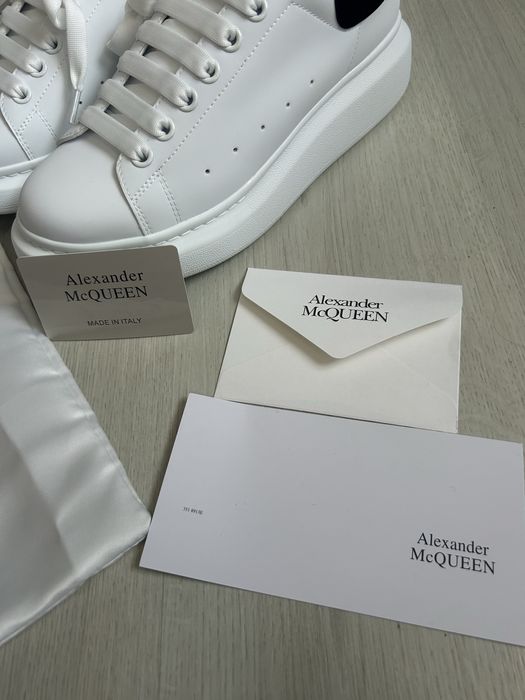 Alexander Mcqueen