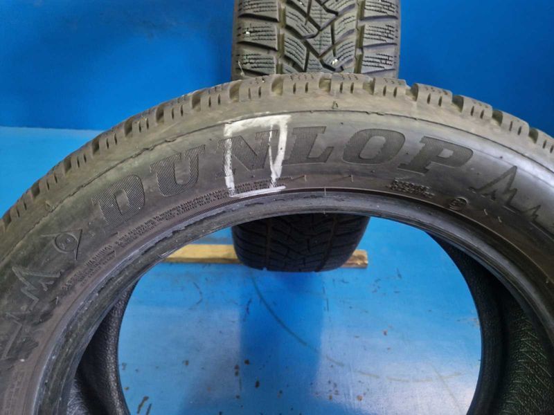 2 Dunlop R17 205/55
зимни гуми DOT4519