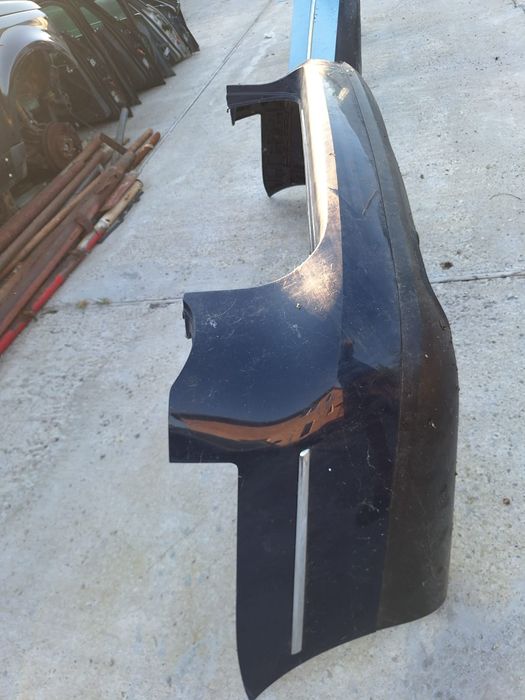 Bara spate Vw Passat B6 berlina/break