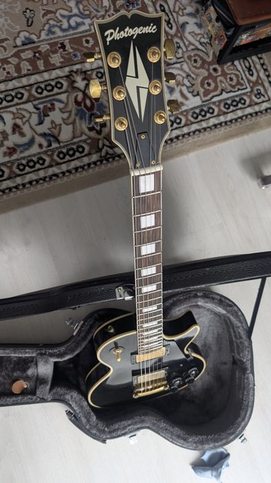 Les Paul Японская электро гитара