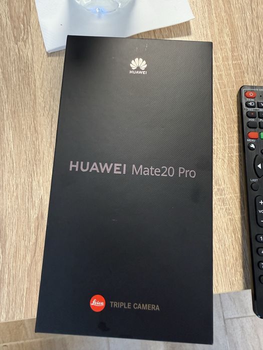 Мобилен телефон Huawei mate 20pro