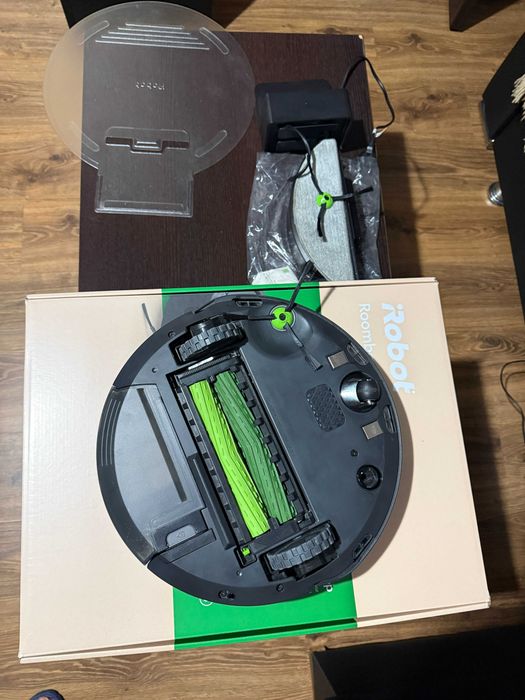 Aspirator robot iRobot Roomba Combo j5 (j5178) cu mop, negru, Garantie 2026