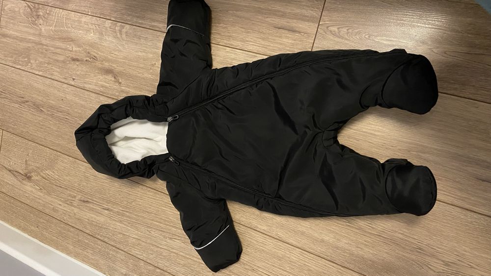 Продам детский комбинезон