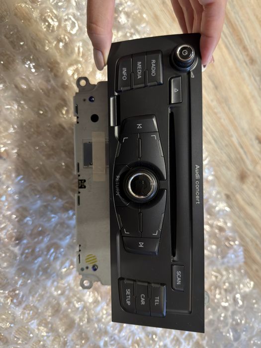 Оригинална Мултимедия за Audi A4 B8