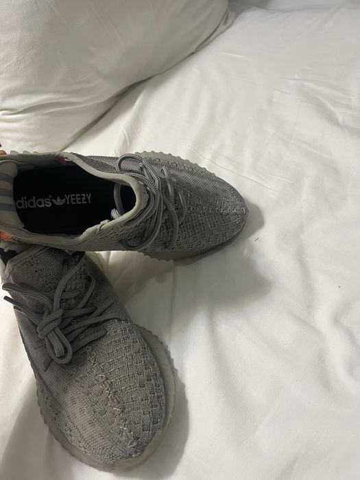 Adidas yezzy noi