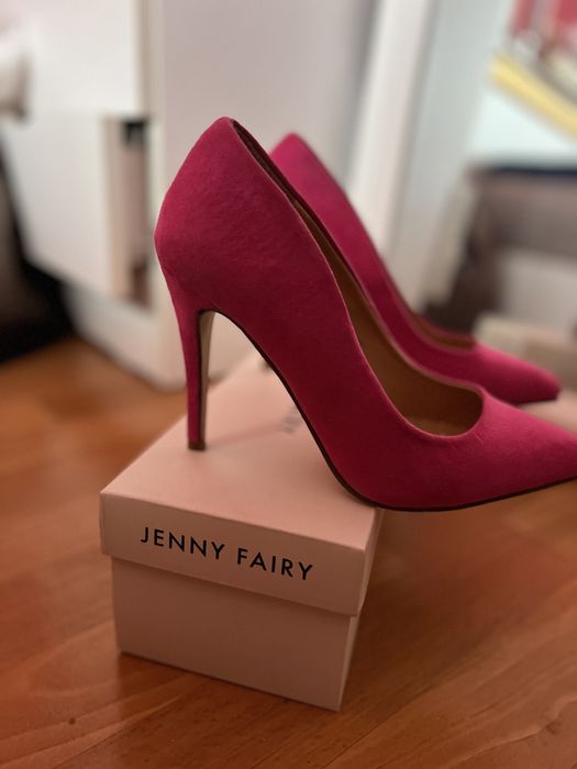 Розови обувки на висок ток