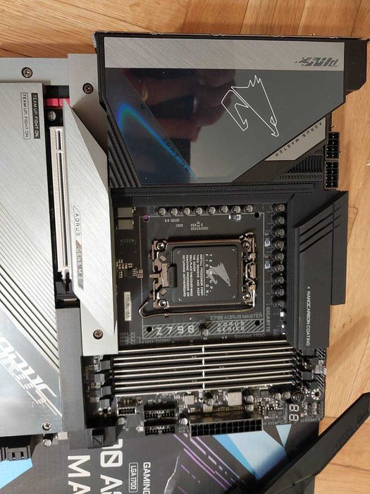Gigabyte Z790 Aorus Master Wi-Fi DDR5