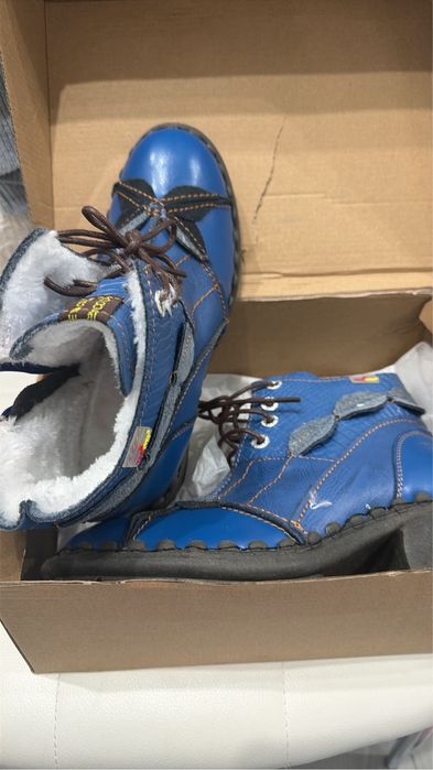 Продавам топли боти естествена кожа