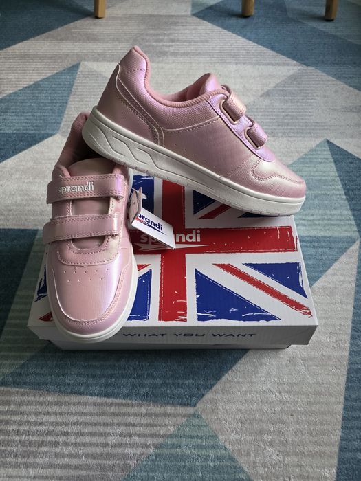 Vand adidasi fete SPRANDI noi, marime 34 in cutie originala