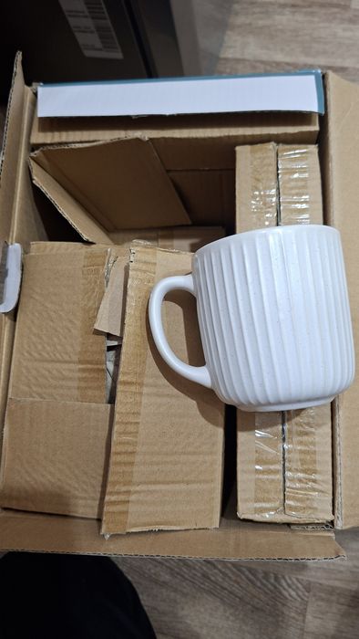 Набор посуды на 4 персоны