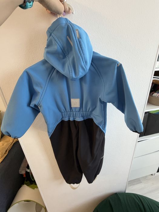 Продам комбинезон Reima