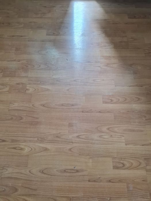 Продам старый ламинат