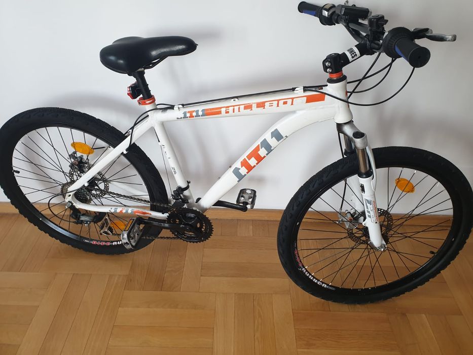 Vând bicicleta Hillbo