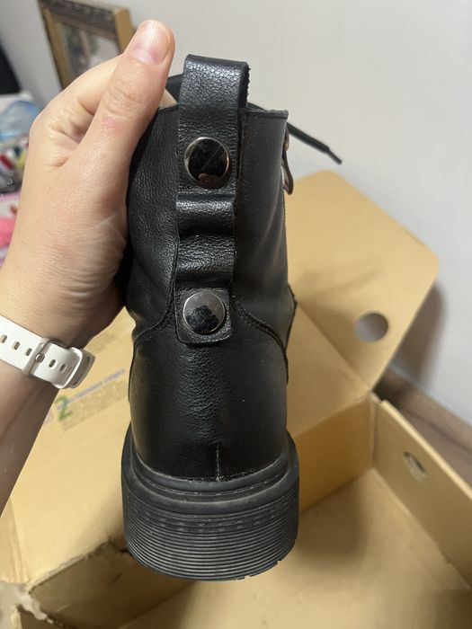 Берцы кожанные женские