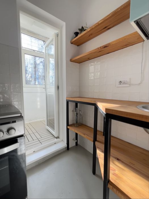 Proprietar inchiriez garsoniera Piata Muncii