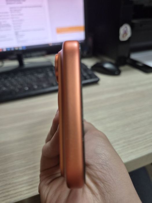 Iphone 17 pro max 256 gb orange naxtga srochna aybi yo umuman 100%