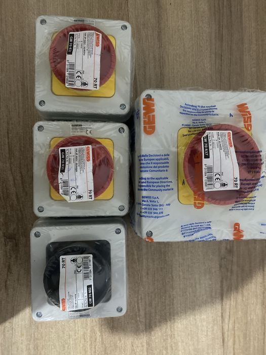 Set 4 întrerupătoare rotative Gewiss 70 RT – noi, ambalate