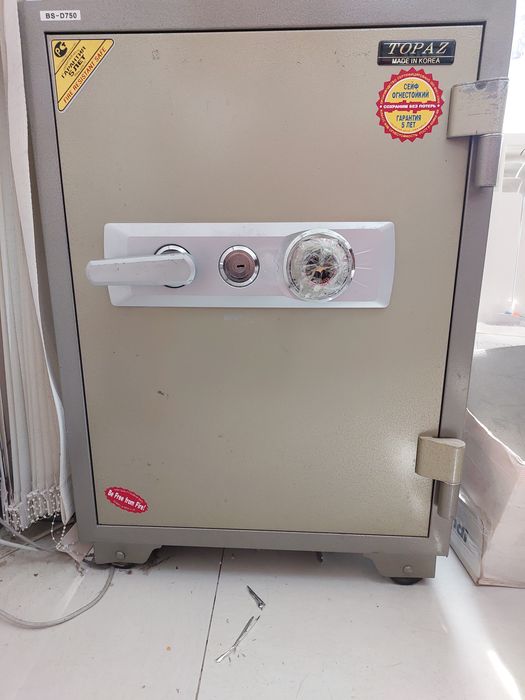 Продажа  сейф несгораемый