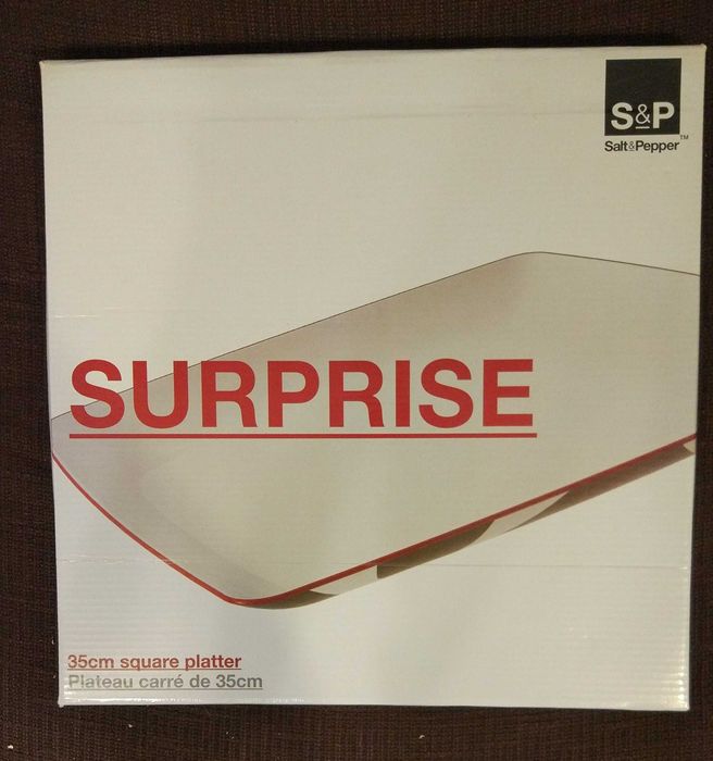 Нов квадратен порцеланов поднос 35см на Salt&Pepper