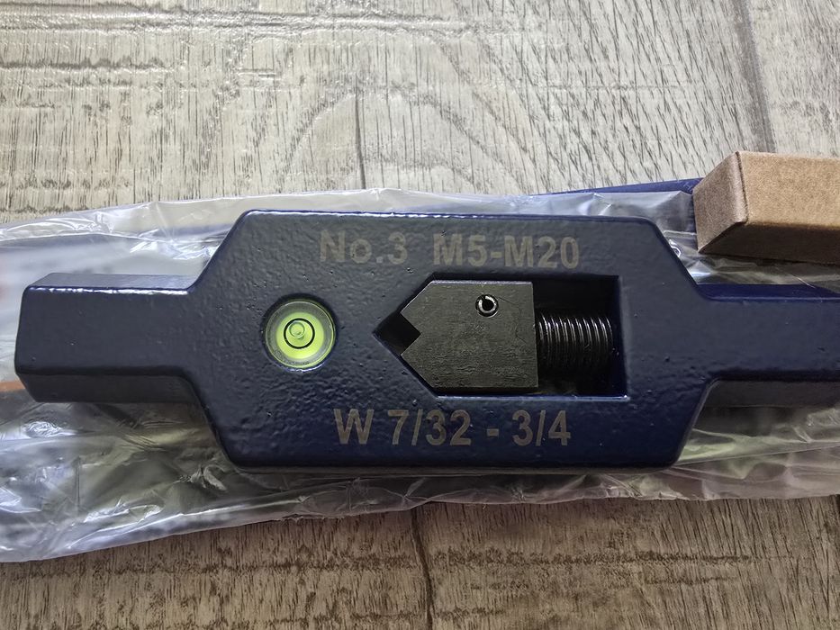 Suport tarod M5-M20 cu nivela