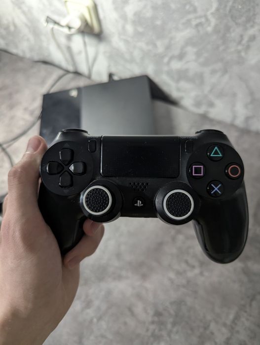 Sony PlayStation4  2Тб